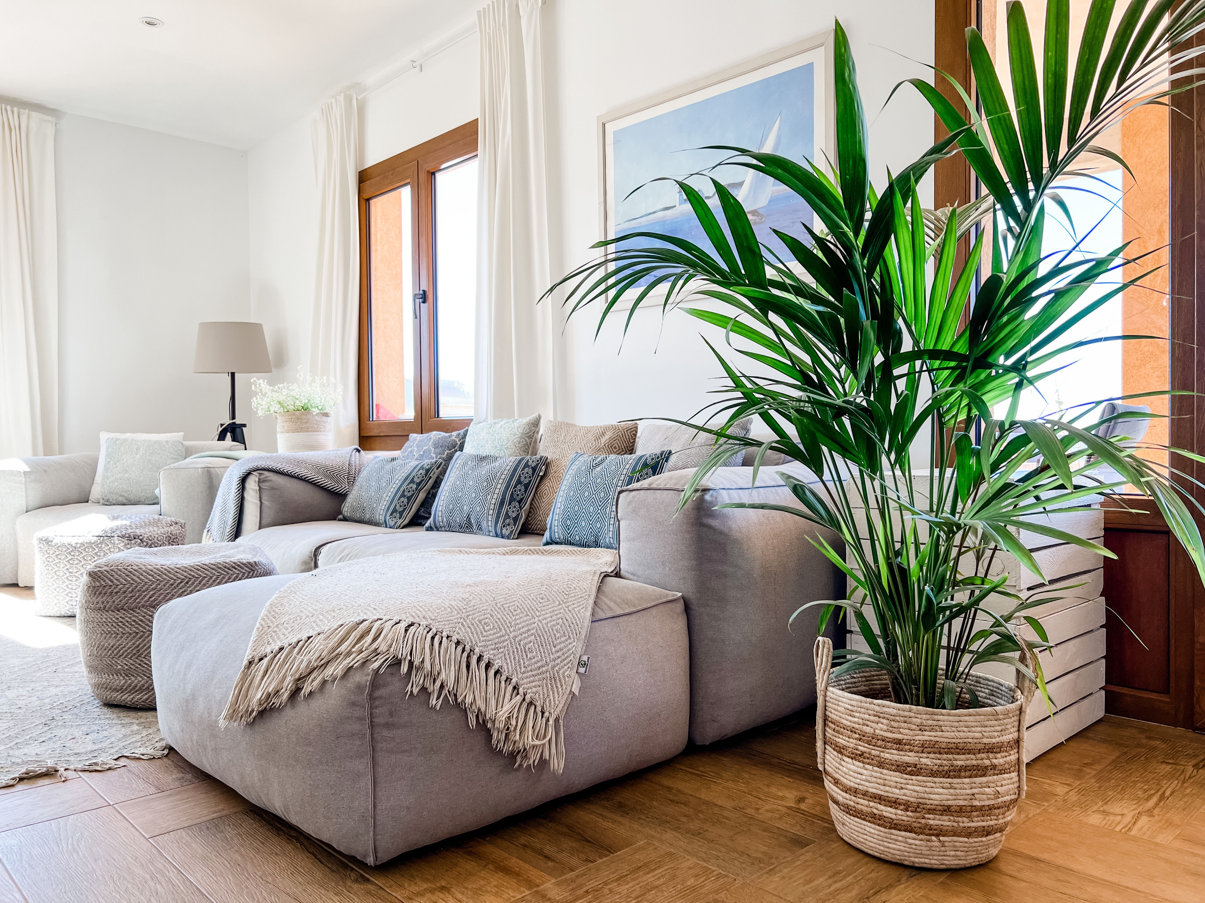 8-Bild-Wohnzimmer